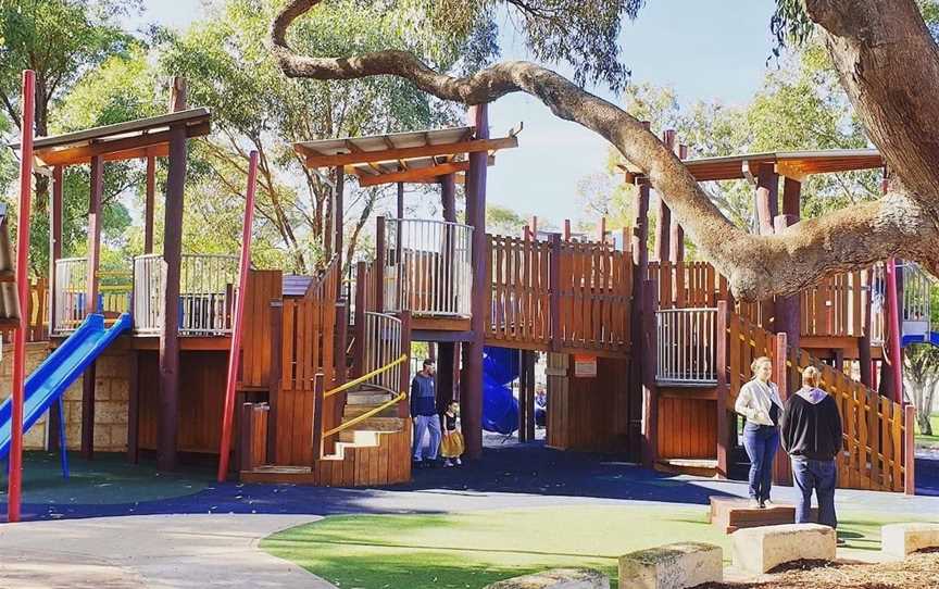 Rotary Park, Local Facilities in Wanneroo