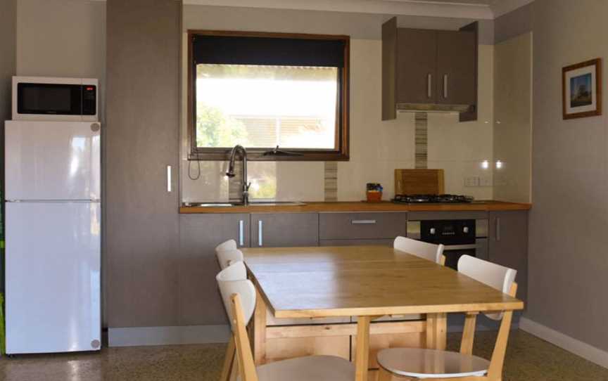 Swan Valley Sisters, Accommodation in Henley Brook