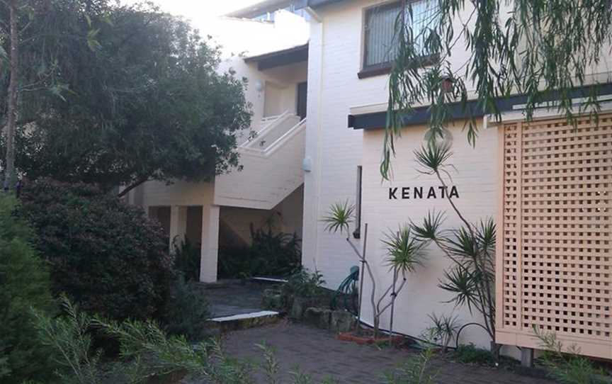 Kenata - Fairway, Accommodation in Crawley