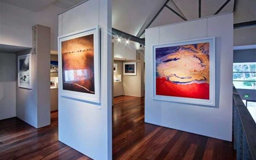 Christian Fletcher Gallery, Attractions in Dunsborough