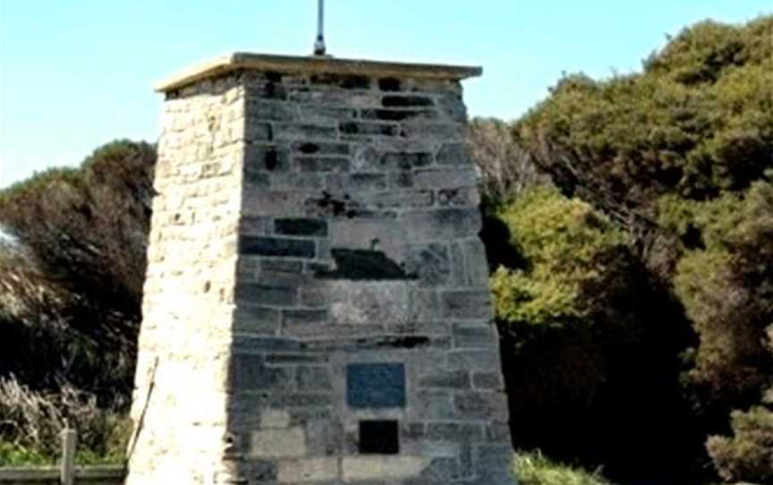 Roland Smith Memorial, Attractions in Rottnest Island