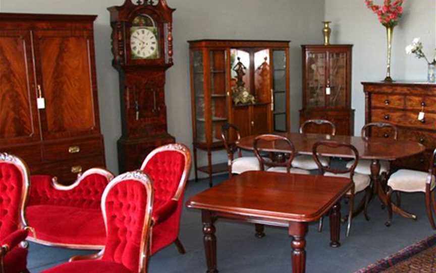 Aslett Antiques, Attractions in North Perth
