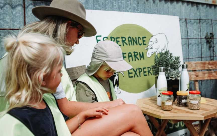 Esperance Farm Experience, Attractions in Merivale