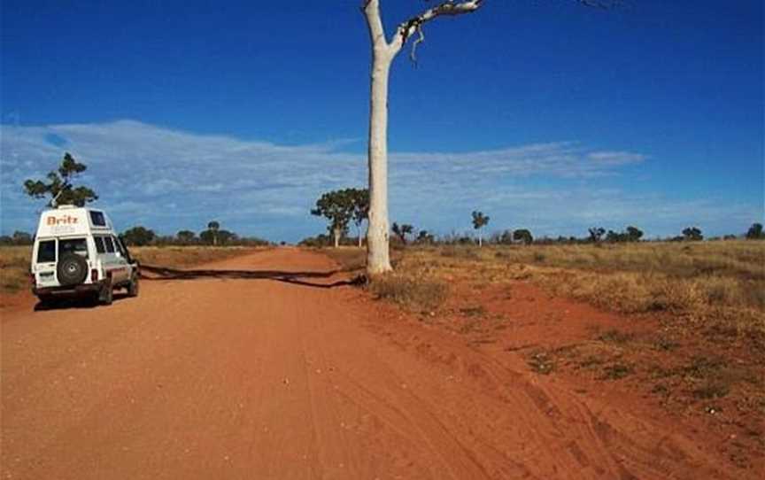 The Outback Way - Australia's Longest Shortcut, Attractions in Laverton