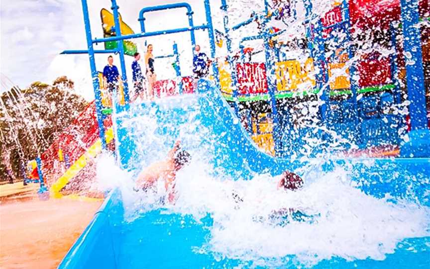 Outback Splash, Attractions in Bullbrook