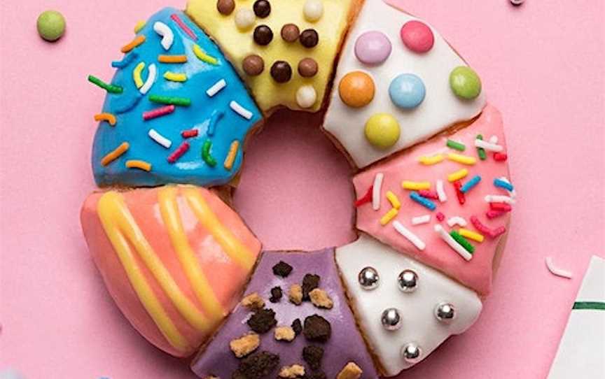 Winter Holiday Doughnut Decorating at Westfield Whitford City, Events in Hillarys
