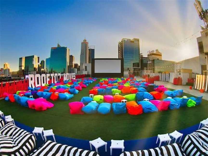 Rooftop Movies, Local Facilities in Perth
