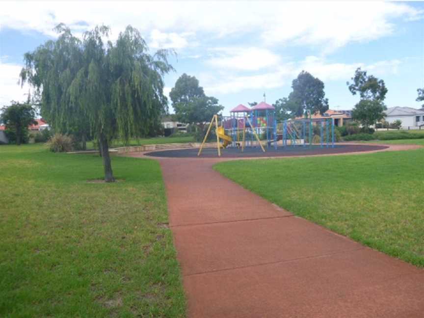 Bonvin Park, Local Facilities in Tapping