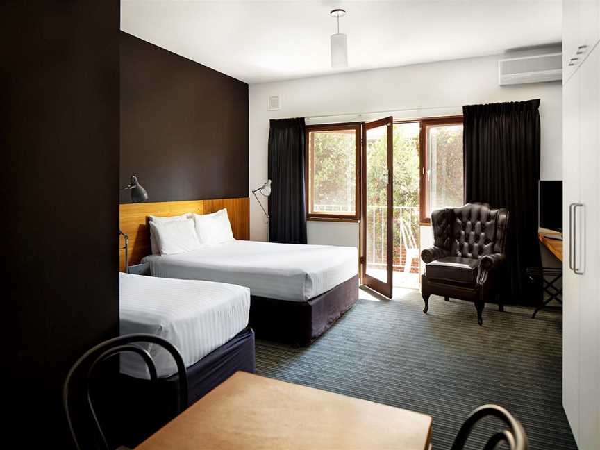 Riverview Hotel, Accommodation in Perth