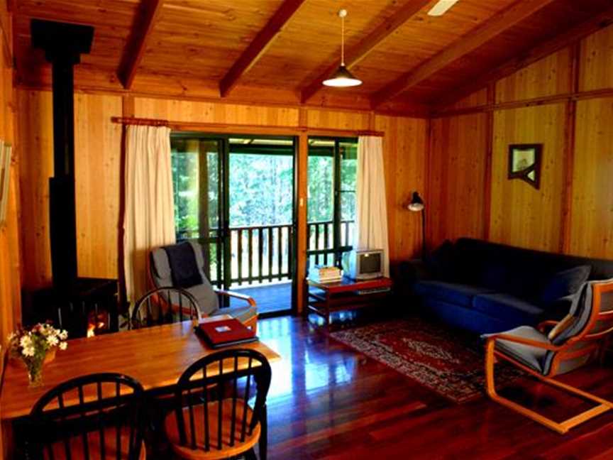 Hawke Brook Chalets, Accommodation in Yeagerup