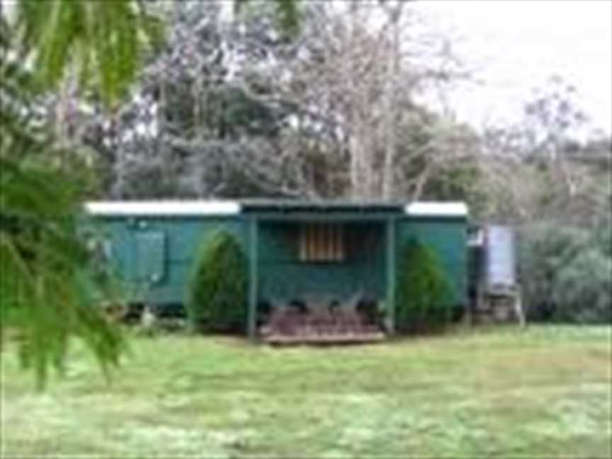 Jarrahdale Holiday Carriages, Accommodation in Jarrahdale