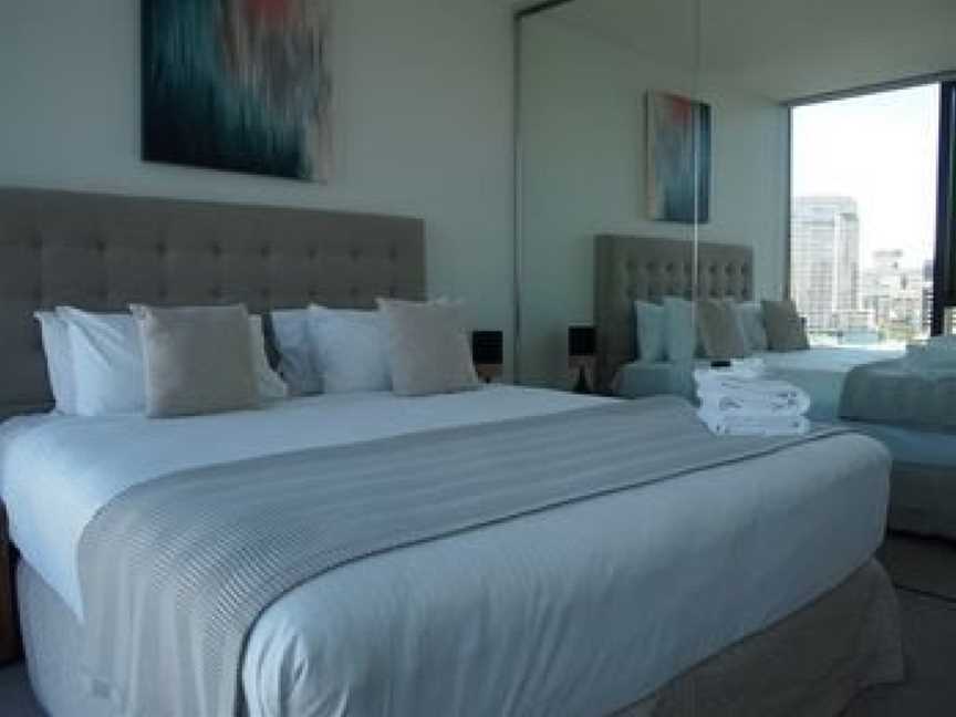 Waterfront Luxury Apartment, Docklands, VIC