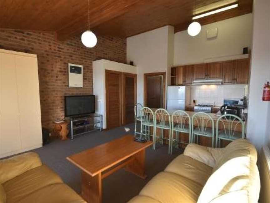 Lawlers 28, Hotham Heights, VIC