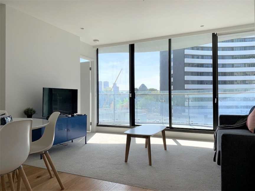ReadySet Apartments on Emerald, Melbourne CBD, VIC