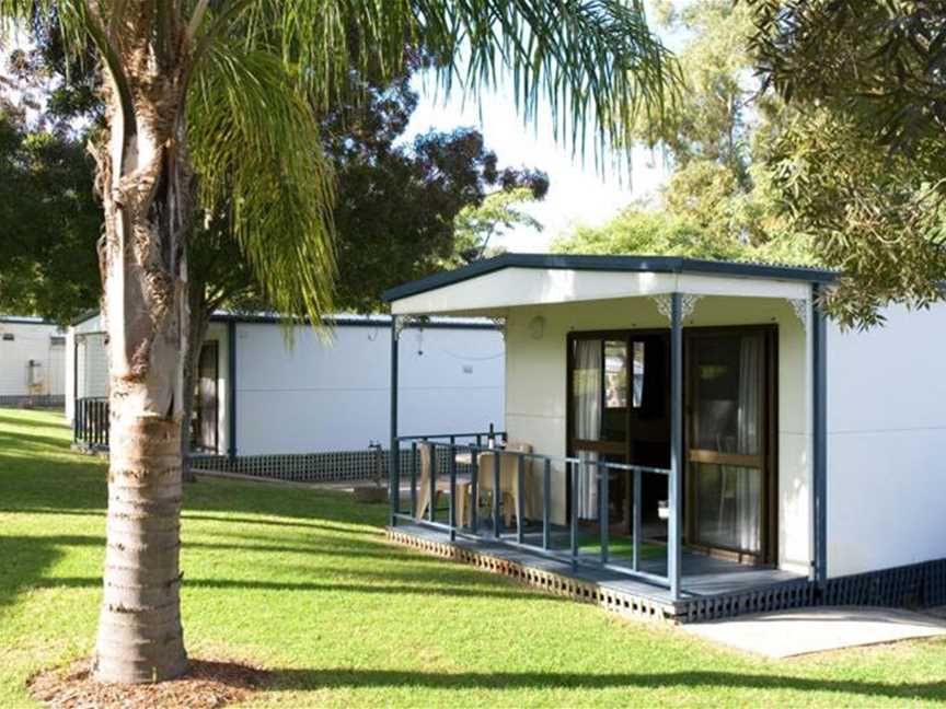 Perth Big 4 Holiday Park, Accommodation in Caversham