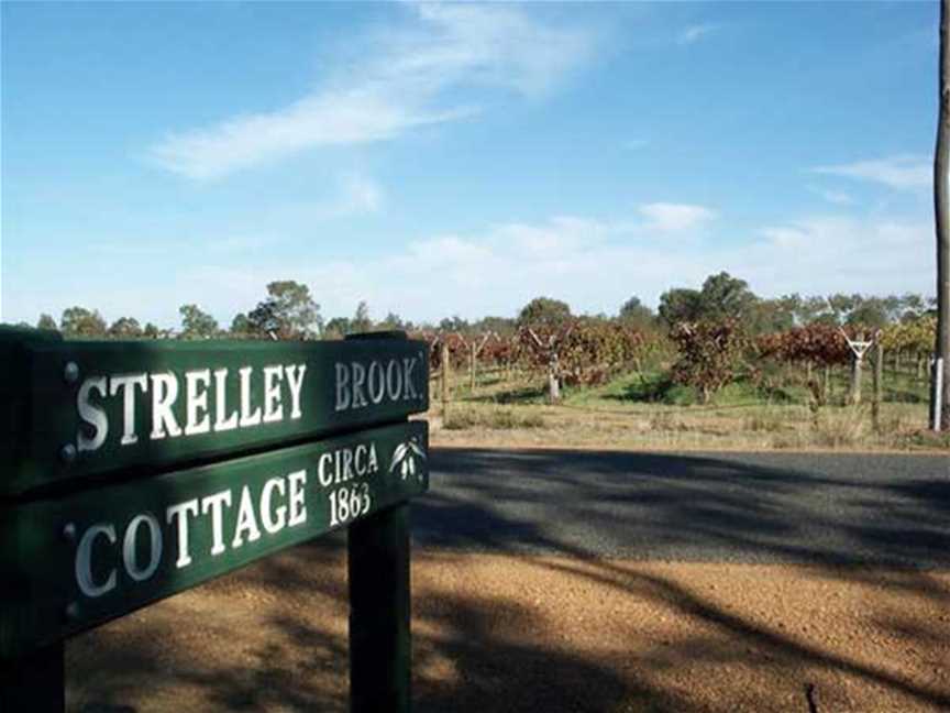 Strelley Brook Cottage, Accommodation in Herne Hill