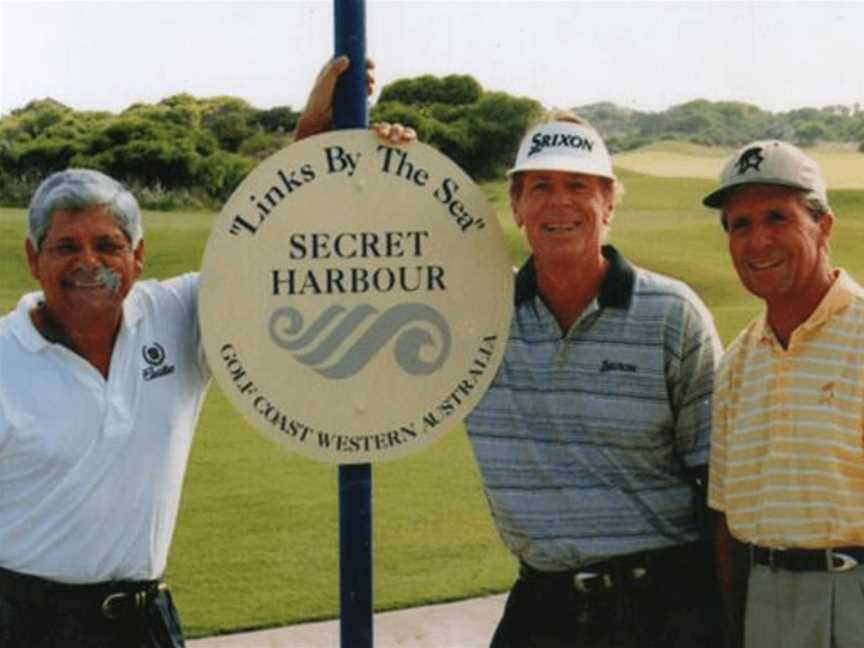Golfers Retreat, Accommodation in Secret Harbour