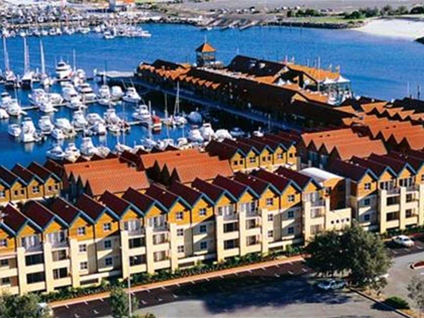 Hillarys Harbour Resort, Accommodation in Hillarys