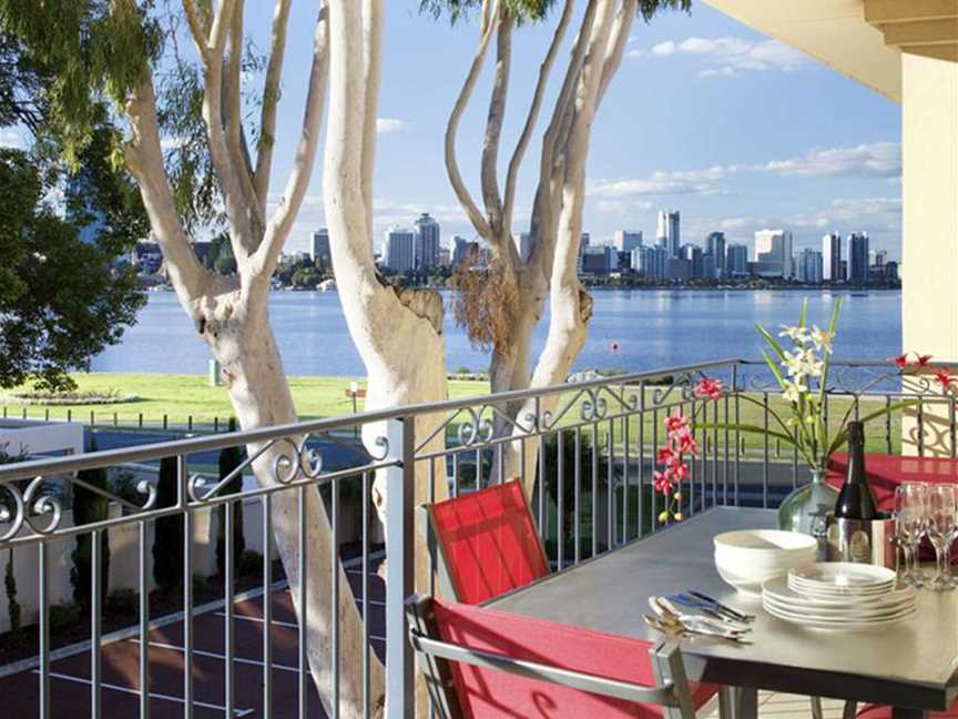 The Peninsula Riverside Serviced Apartments, Accommodation in South Perth