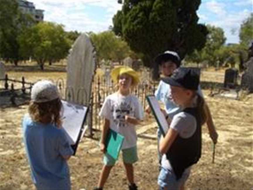 Kids learning at East Perth Cemeteries
