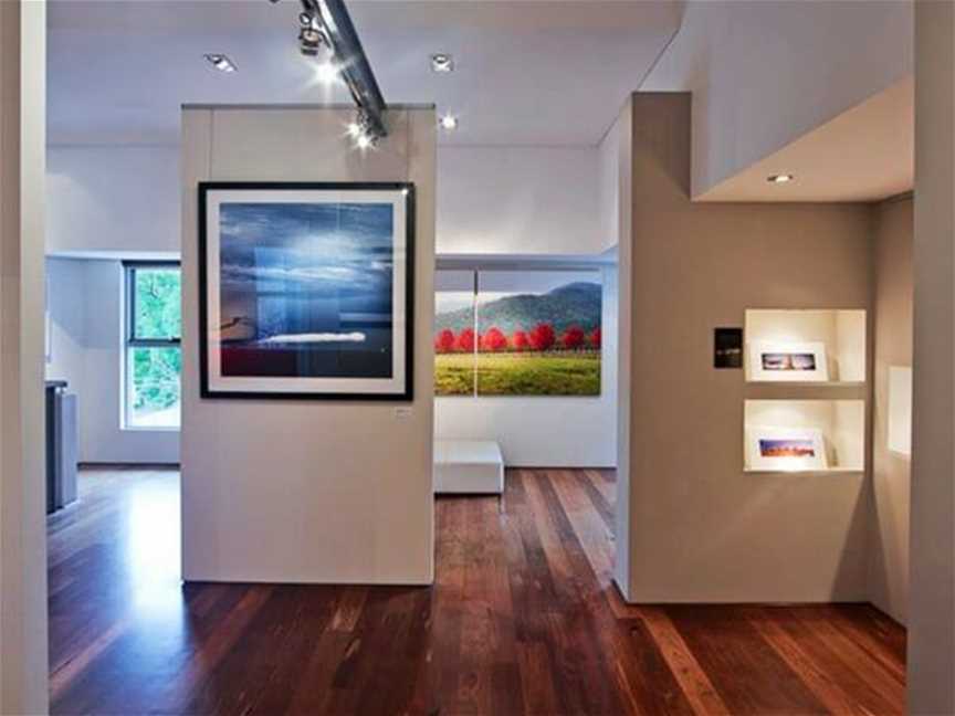 Christian Fletcher Gallery, Attractions in Dunsborough
