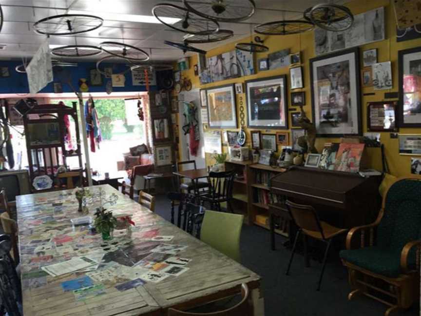 Lemongrass Cafe, Food & Drink in Harvey