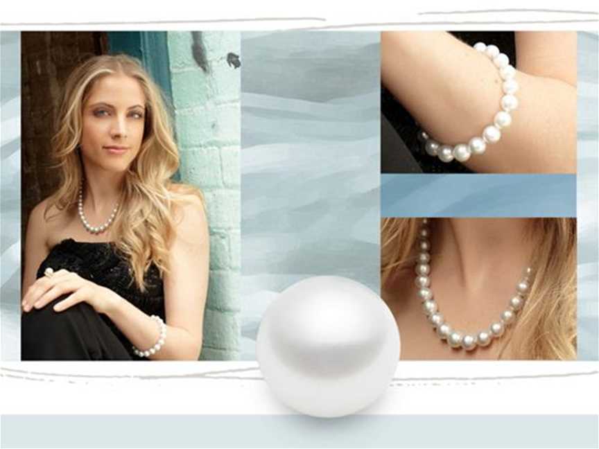 Australian South Sea Pearl Bracelet comprising 17 9 – 11mm AA Lustre pearls with 18 ct white gold clasp – Price $4,755 plus Australian South Sea Pearl Strand comprising 41, 9-12.1mm AA lustre pearls with 18ct white gold clasp – Price $10,338