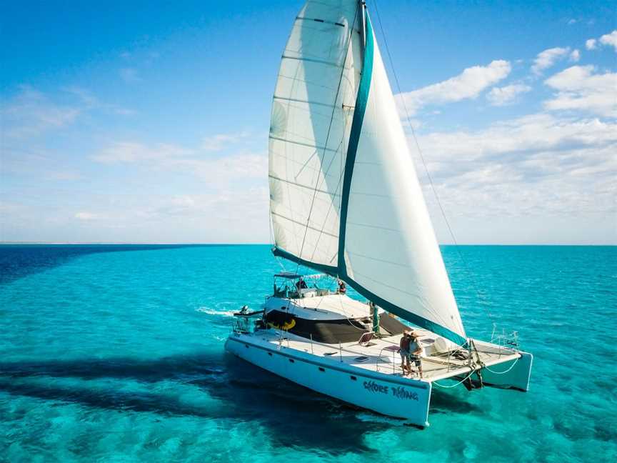 Shore Thing sailing, experiencing the Ningaloo Reef in style