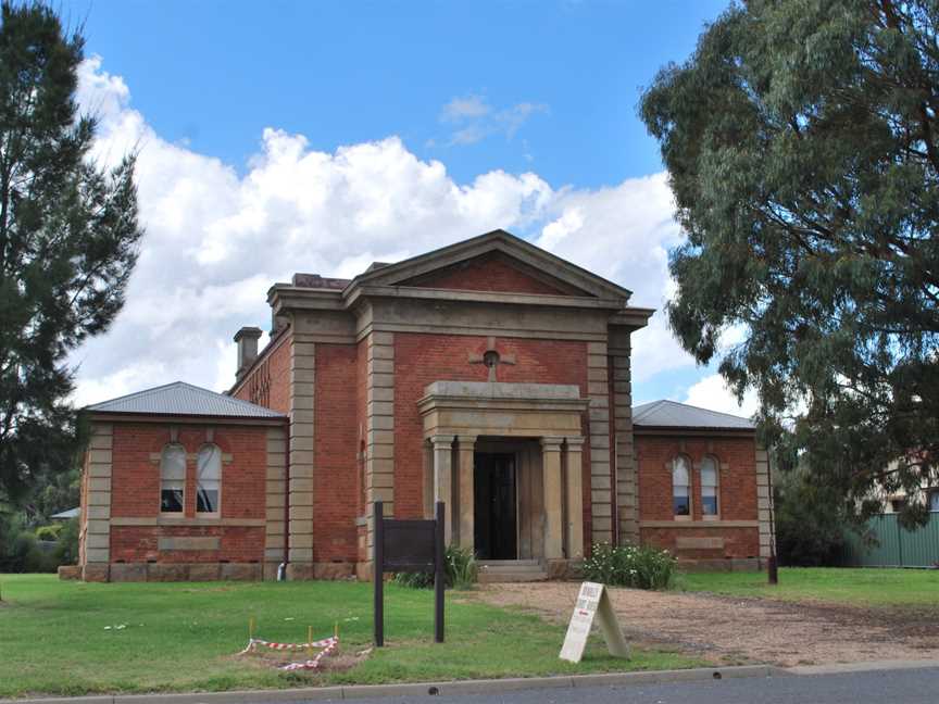 Dunolly Court House