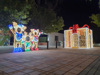 Christmas lights as a reindeer and present