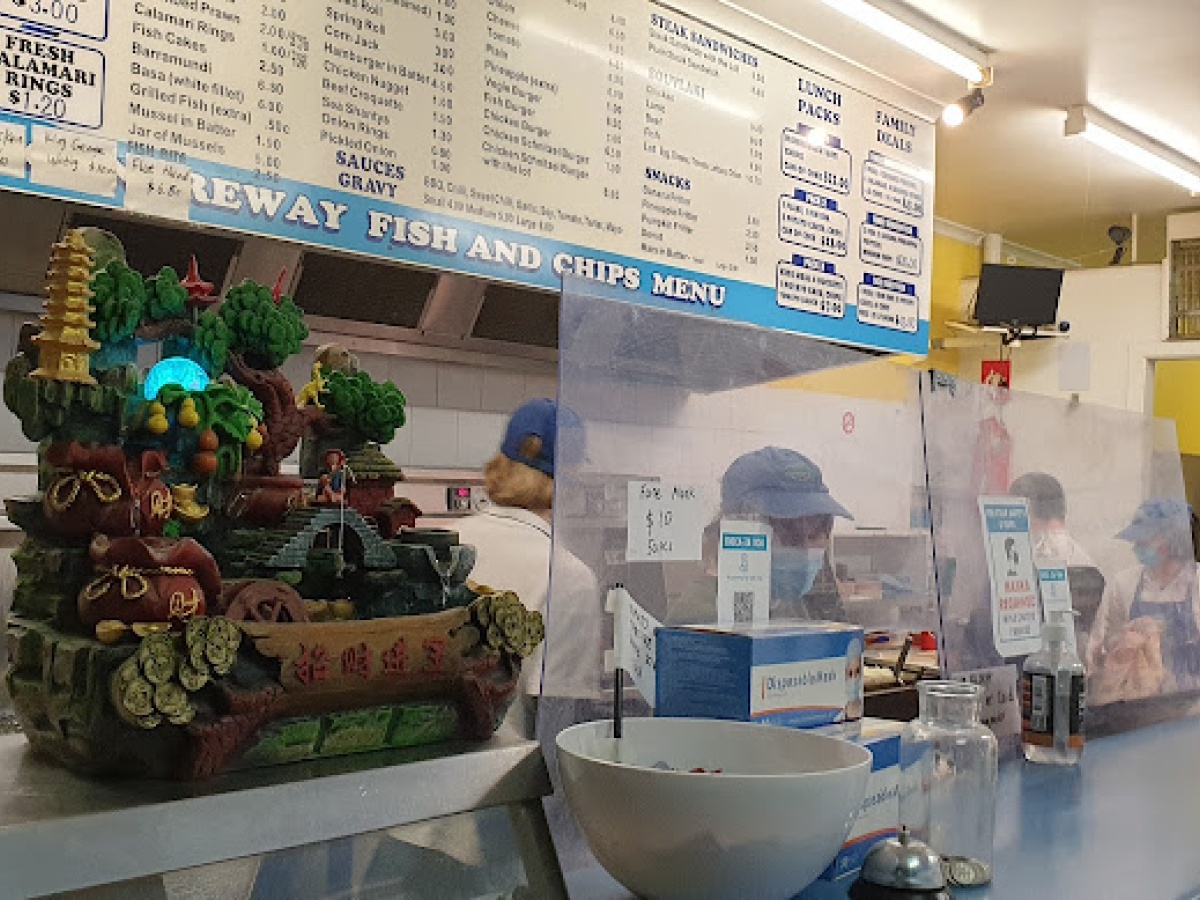 (Lara Area)The Centreway Fish & Chip Shop