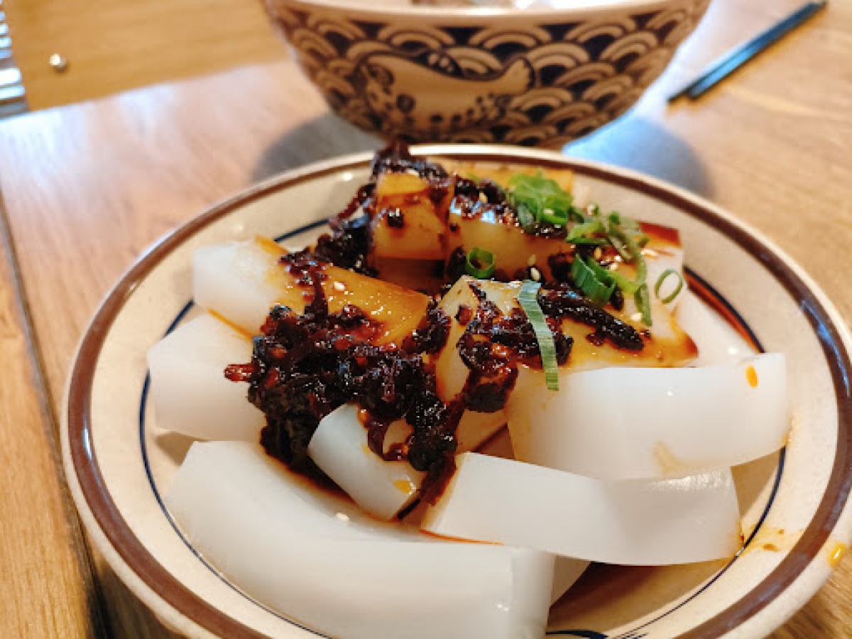 806 Noodle House
