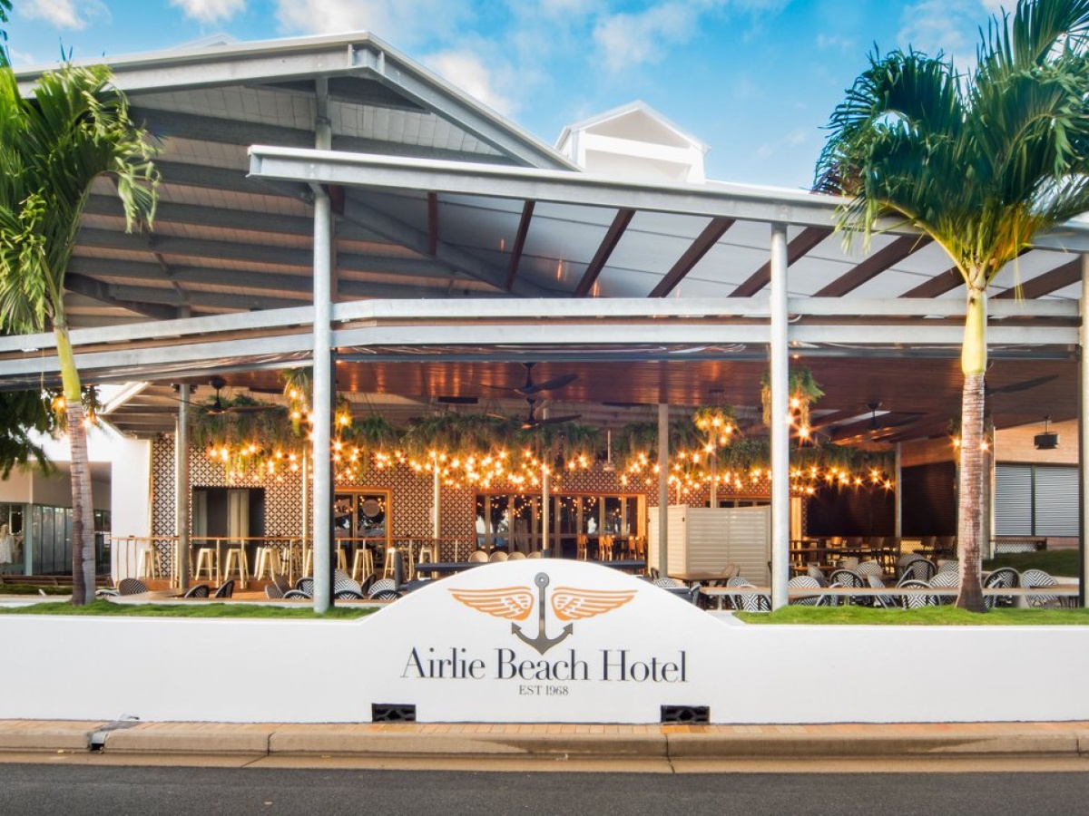 Airlie Beach Hotel photo