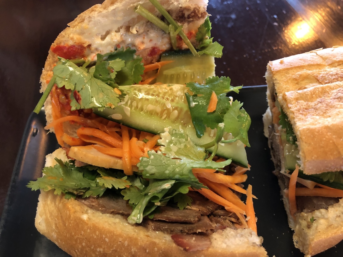 An Cafe Vietnamese Street Food photo