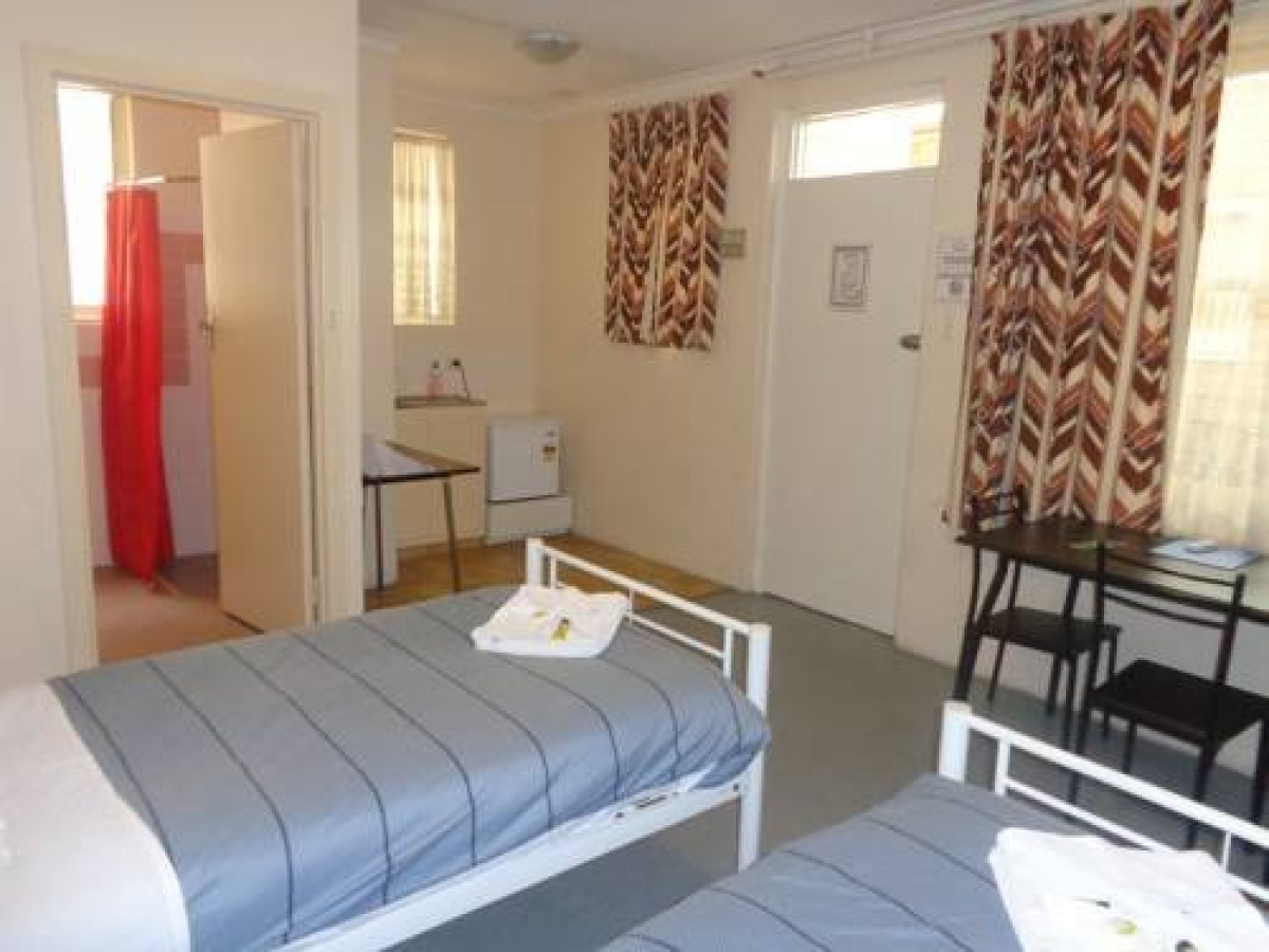 Adelaide Backpackers and Travellers Inn