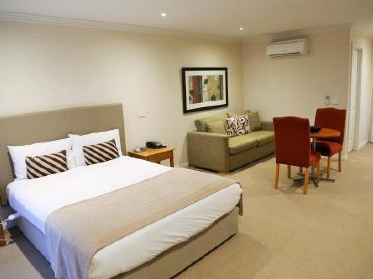 Allansford Hotel Motel
