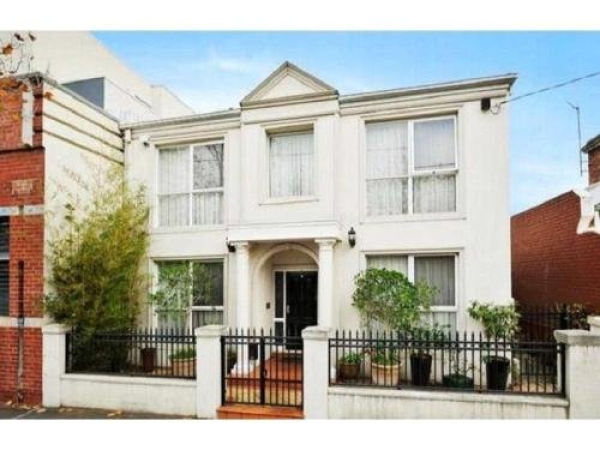 15 Charles Abbotsford Homestay