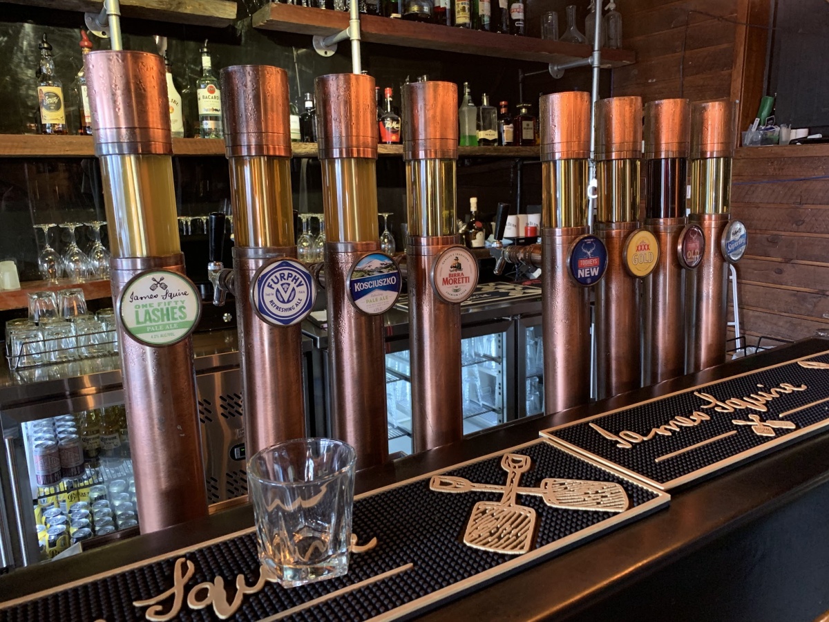 Brumby Bar & Grill