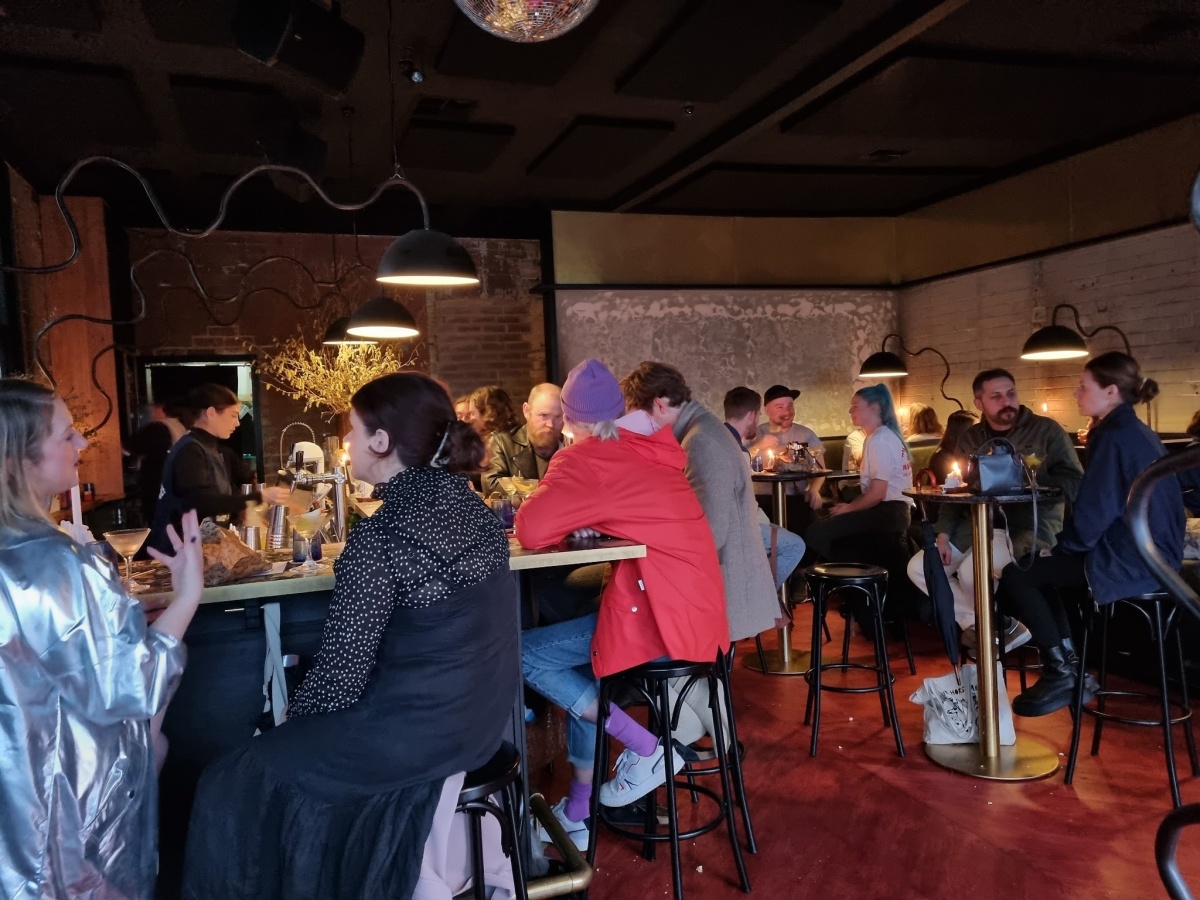 Bar Planet photo