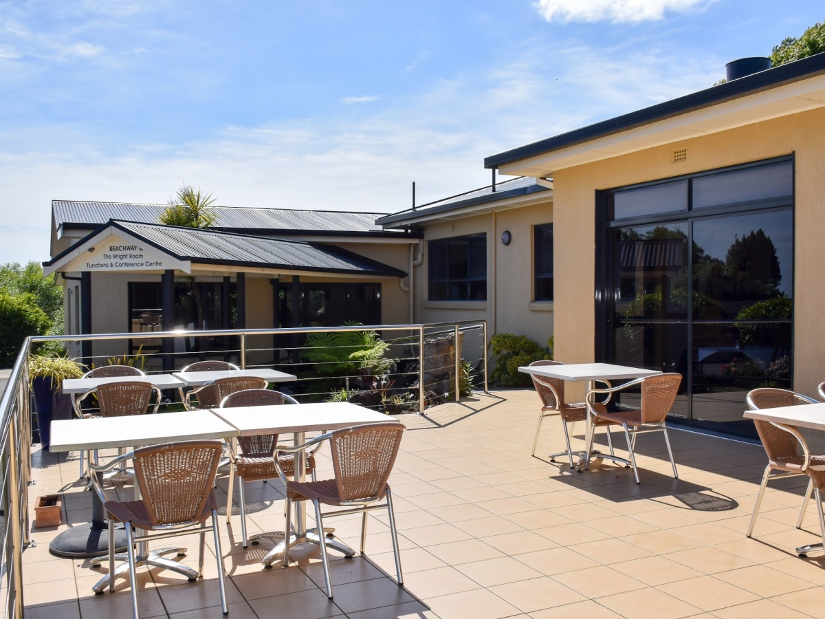 Beachway Motel & Restaurant
