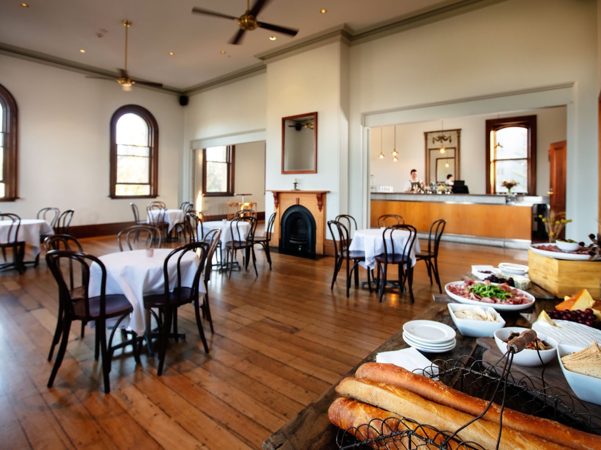 Customs House Hotel