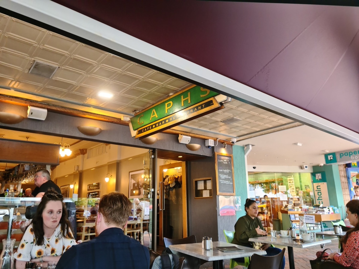 Caph’s Restaurant & Bar