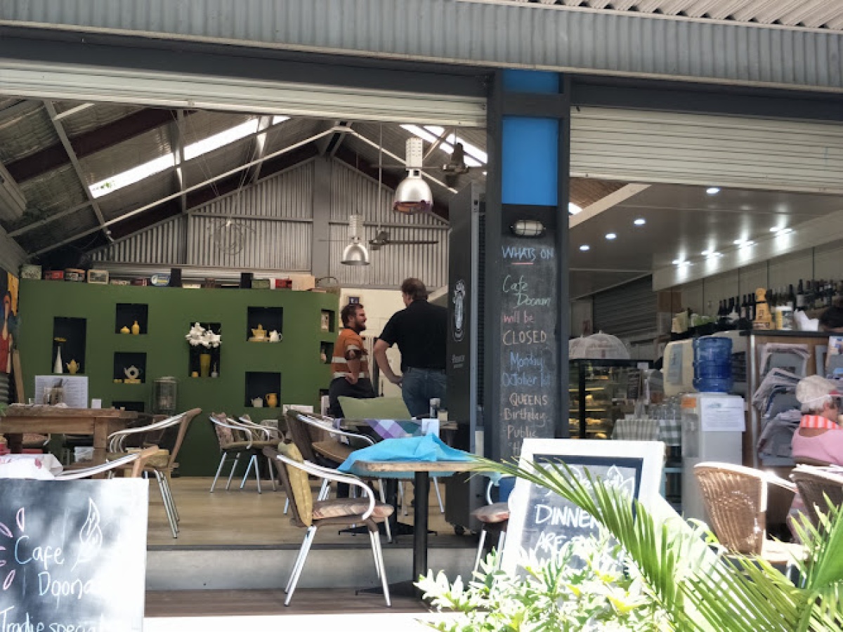 Cafe Doonan