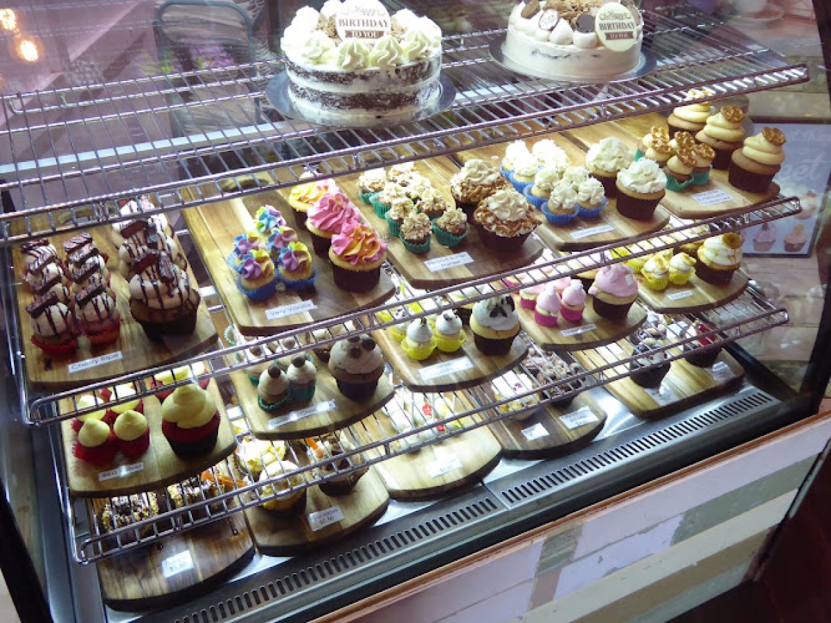 Cocoa Spice Cakery