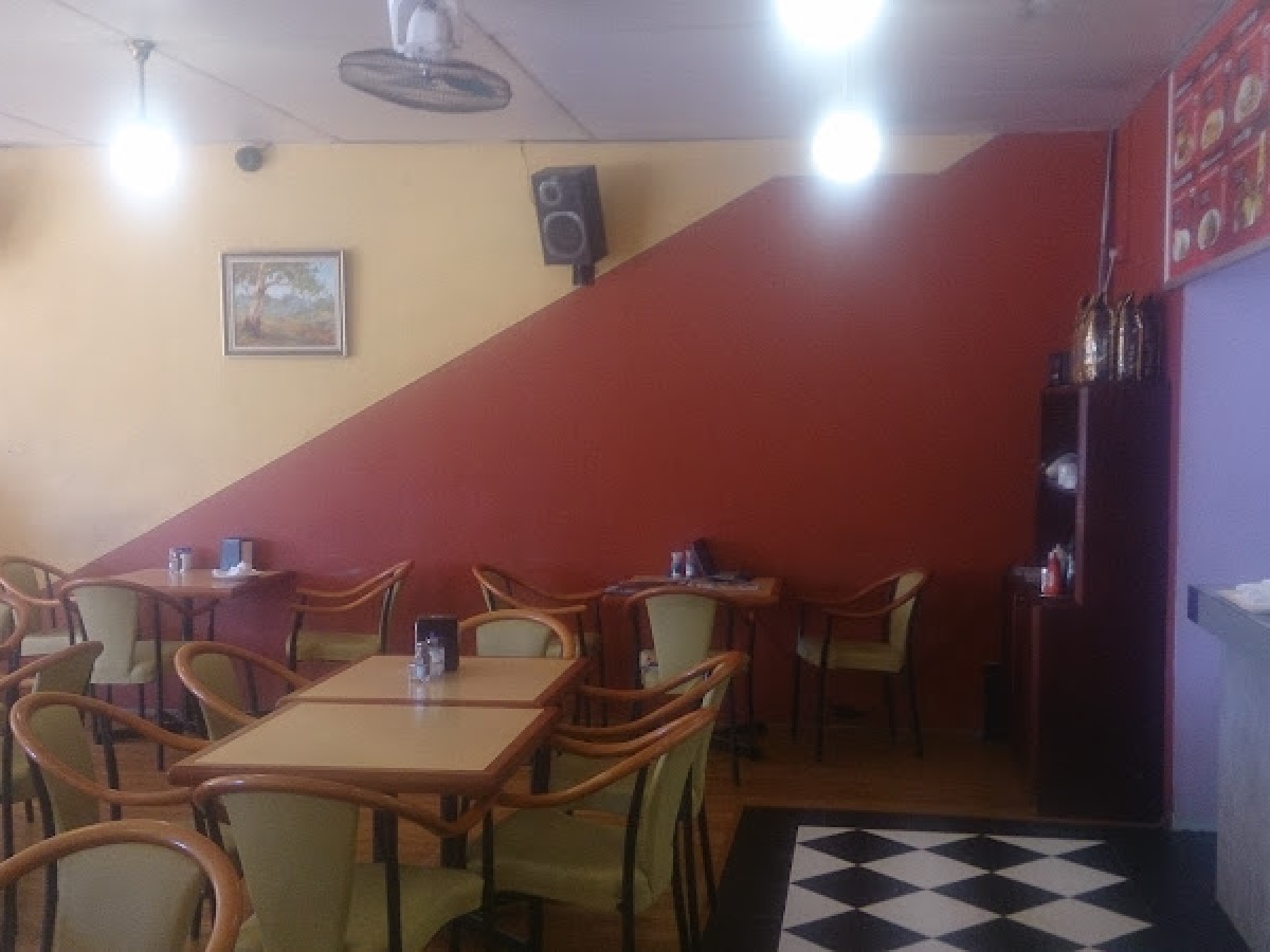 Charlies Cafe