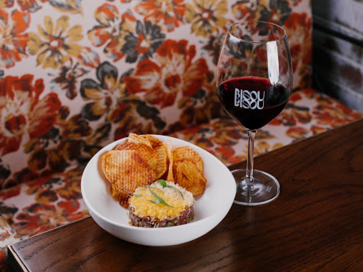 Bisou Bisou, Fortitude Valley