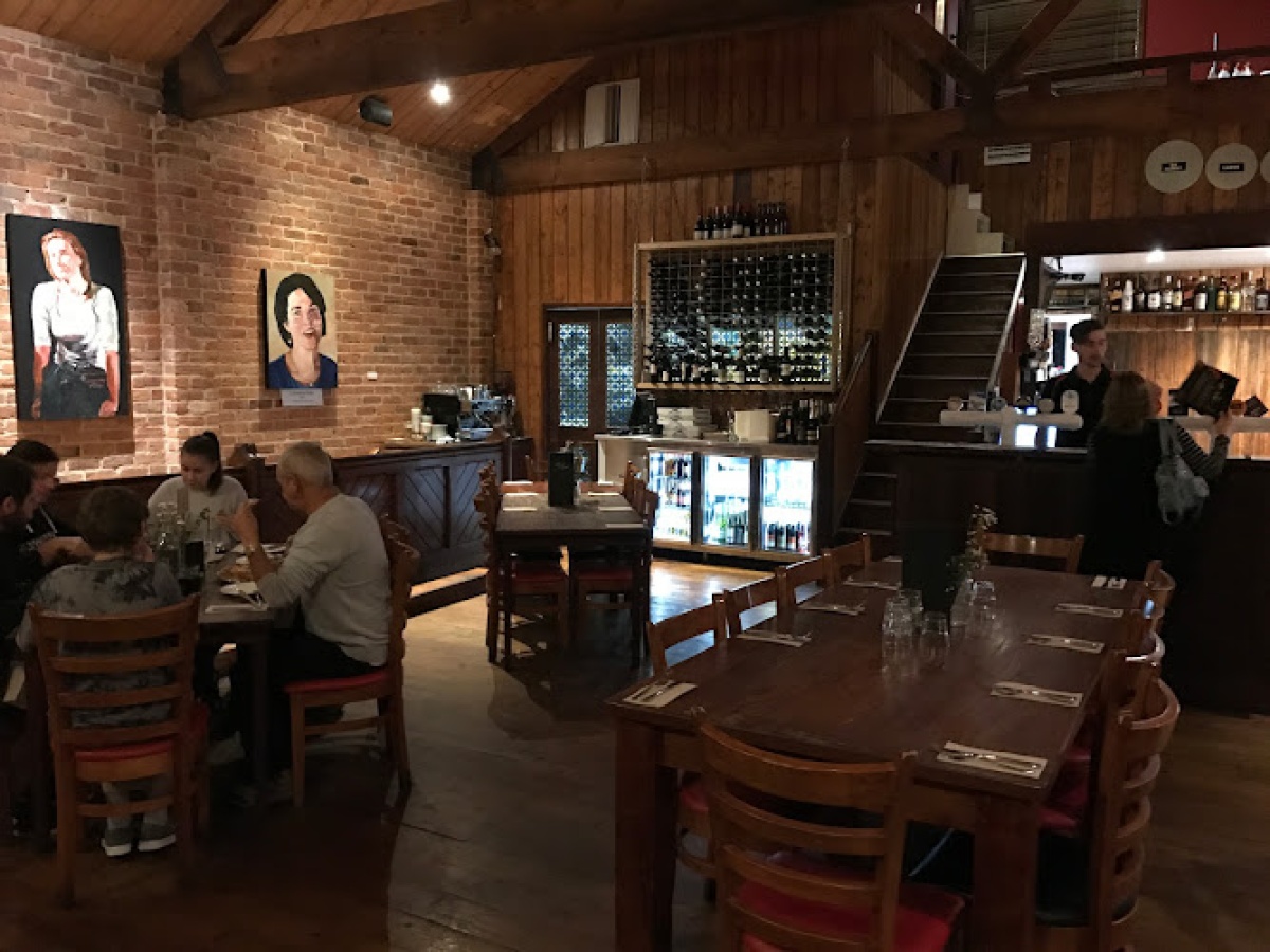 Bonnie and Clyde’s Pizzeria