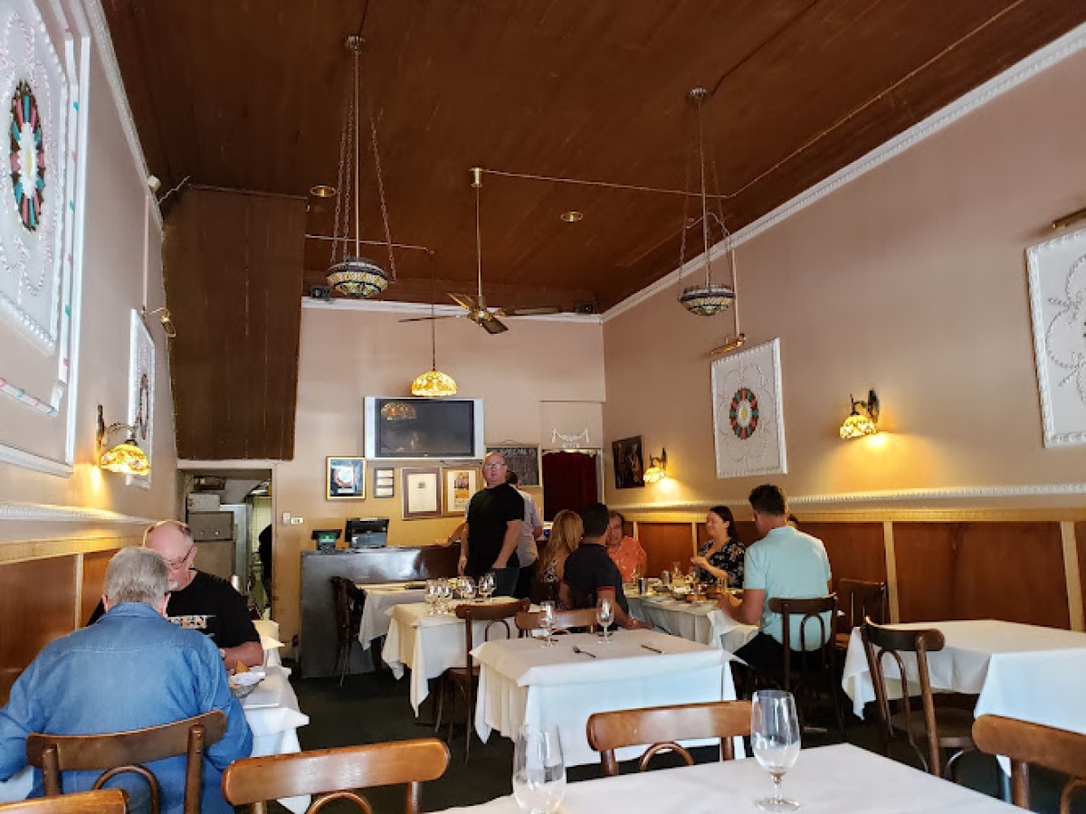 Bedi’s Indian Restaurant
