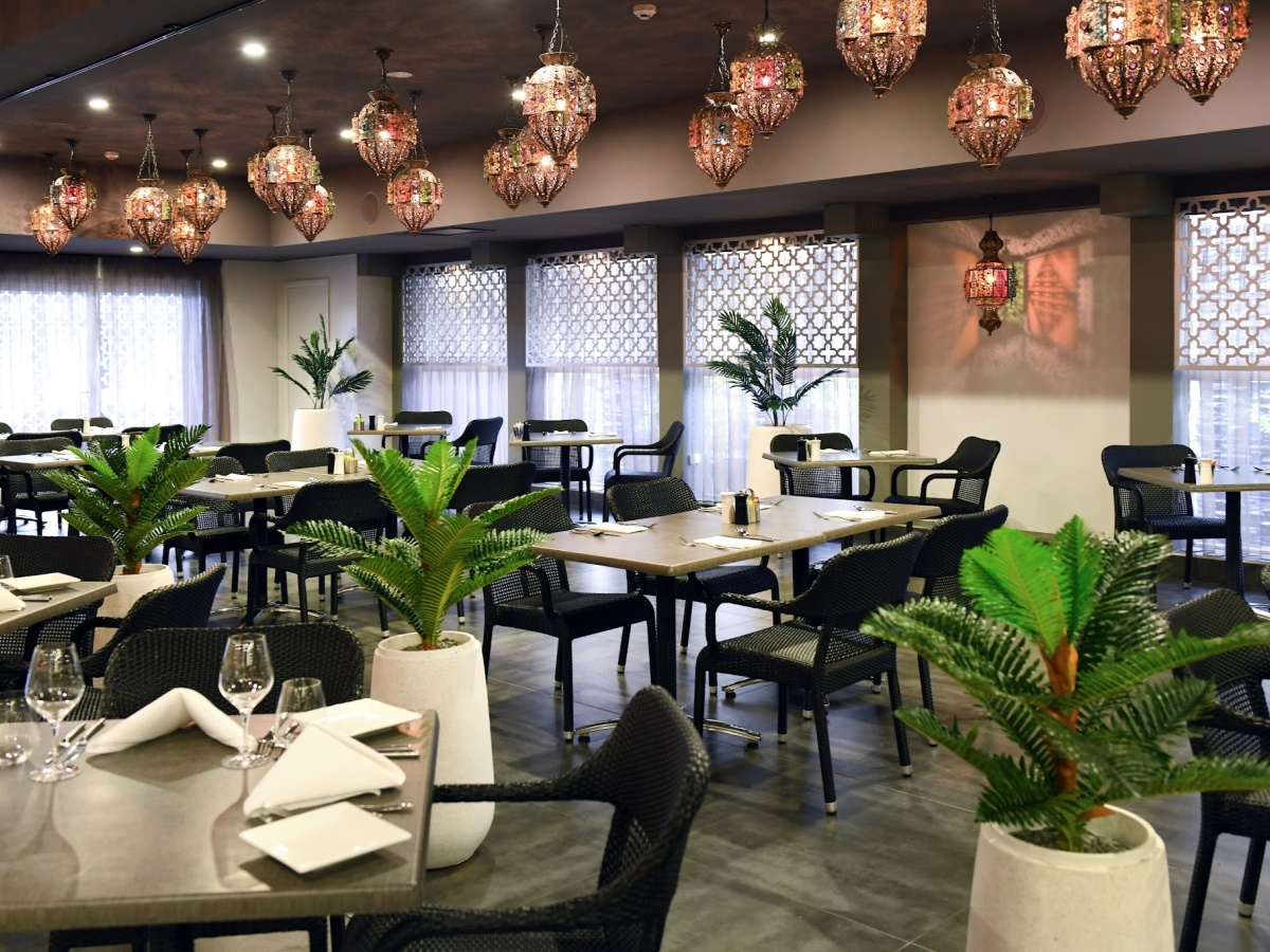 Azka Restaurant Wine & Tapas Bar