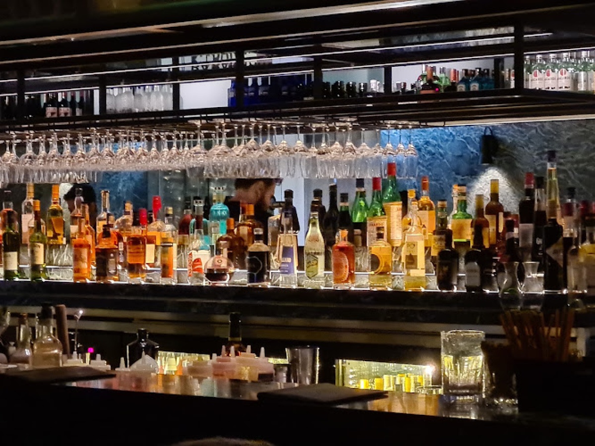 Bar Tano